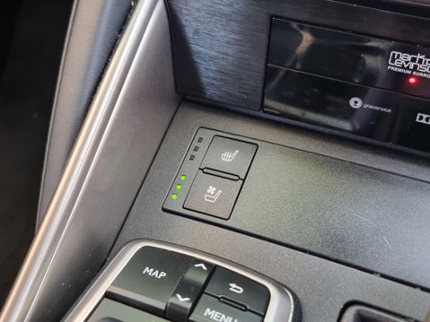 Lexus Is 300H PREMIER 46