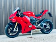 Ducati Panigale V4 1.1 Panigale V4 S 34