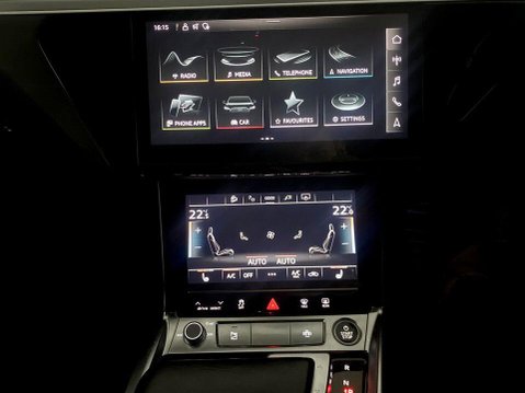 Audi E-Tron 55 Black Edition SUV 5dr Electric Auto quattro 95kWh (408 ps) Full Leather 17
