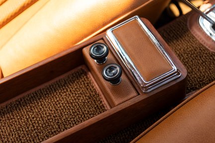 Mercedes-Benz SL 280 Pagoda 37