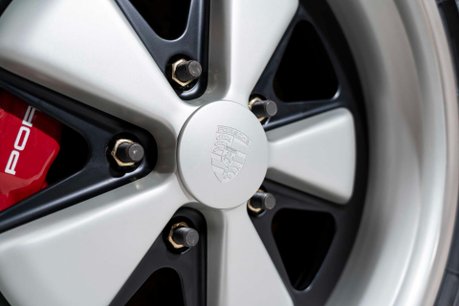 Porsche 911 SINGER 911 SUSSEX COMMISSION. INFORMATION COMING SOON. 11