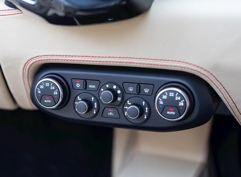 Ferrari 458 Spider 19