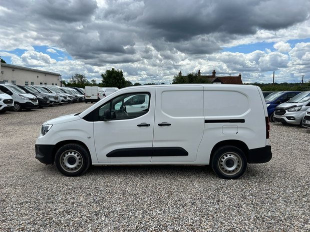 Vauxhall Combo LWB L2H1 Low Roof Air Con EURO 6 NO VAT 1