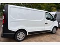 Renault Trafic 1.6 dCi ENERGY 27 Business Panel Van 5dr Diesel Manual SWB Standard Roof Eu 9