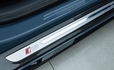 Audi R8 V10 PERFORMANCE CARBON BLACK 17