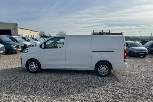 Vauxhall Vivaro LWB L2H1 Low Roof Sportive 2900 Air Con Sensors EURO 6 NO VAT
