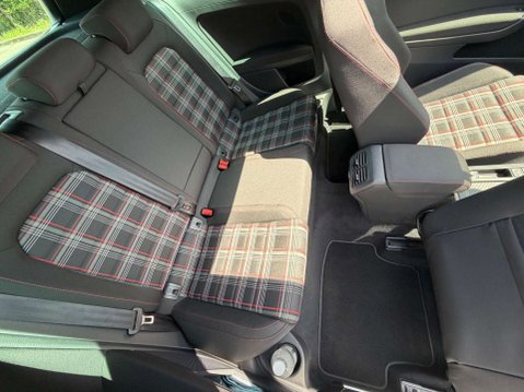 Volkswagen Golf 2.0 Golf GTi TSi Semi-Auto 3dr 27