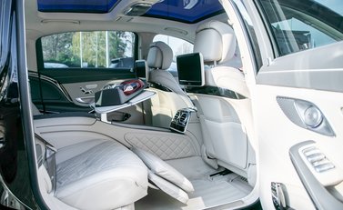 Mercedes-Benz M Class S600 18