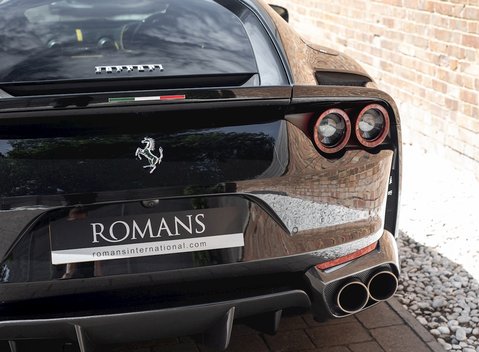 Ferrari 812 Superfast 24