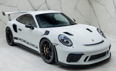 Porsche 911 GT3 RS (991.2) 11