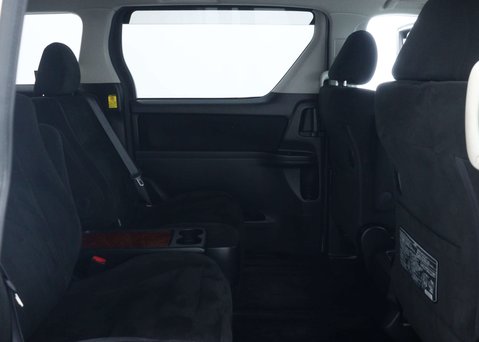 Toyota Vellfire 2.4 PETROL AUTO 5dr 48