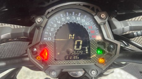 Kawasaki Z900 2019 69 PLATE FULL AKRAPOVIC ONLY 15K STUNNING NAKED BIKE 16
