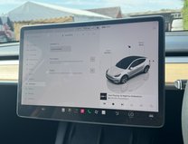 Tesla Model Y (Dual Motor) Long Range SUV 5dr Electric Auto 4WDE (384 bhp) 22