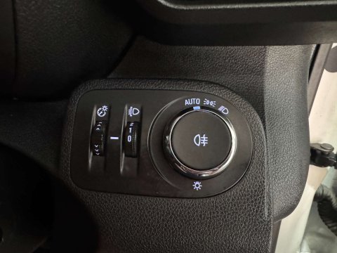 Vauxhall Combo 1.5 Combo 2300 Sportive S/S 12