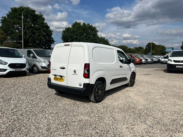 Peugeot Partner SWB (SOLD) L1H1 Low Roof Professional Air Con Sensors Cam EURO 6 NO VAT 6