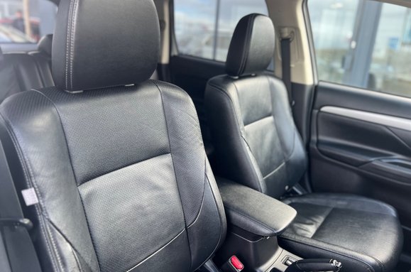 Mitsubishi Outlander PHEV 2.0h 12kWh GX4h CVT 4WD AUTO 16