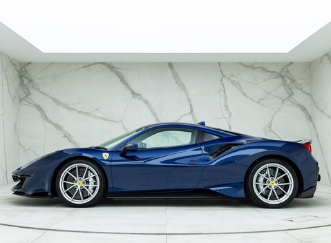 Ferrari 488 Pista 2