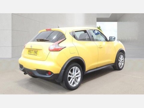 Nissan Juke 1.2 DIG-T N-Connecta Euro 6 (s/s) 5dr 5
