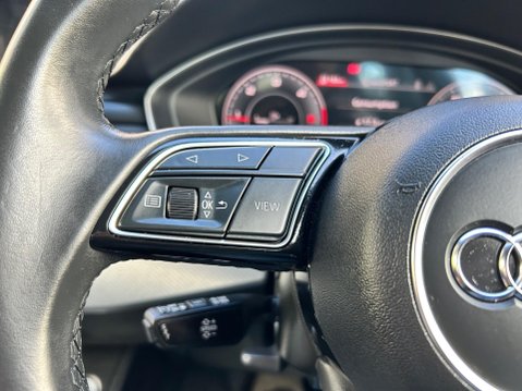 Audi A4 TDI TECHNIK MHEV 26