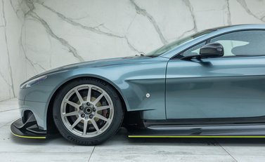 Aston Martin Vantage AMR Pro 39