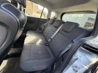 Ford B-Max TITANIUM NAVIGATOR 12