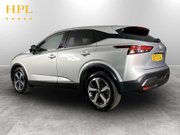 Nissan Qashqai 1.3 DIG-T MHEV N-Connecta SUV 5dr Petrol Hybrid XTRON Euro 6 (s/s) (158 ps) 5