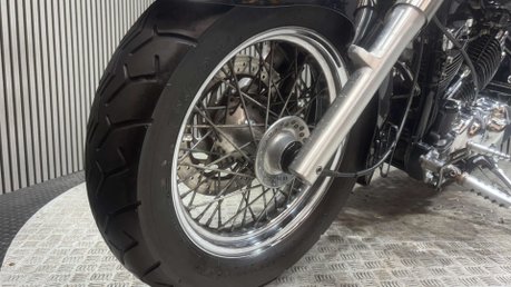 Yamaha XVS DRAGSTAR 650 2005 ONLY 11K NEW MOT SERVICED 650CC CRUISER A2 12