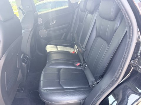 Land Rover Range Rover Evoque 2.0 TD4 SE TECH 12