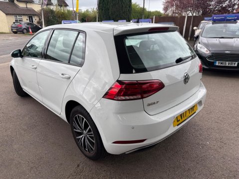 Volkswagen Golf 1.0 TSI BlueMotion Tech SE Nav DSG Euro 6 (s/s) 5dr 4