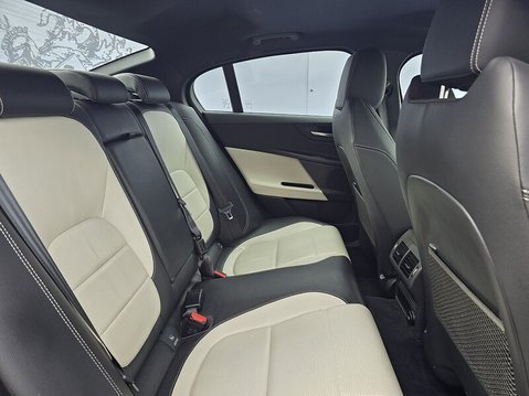 Jaguar XE R-SPORT INGENIUM AWD 24