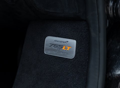 McLaren 765LT Spider 31