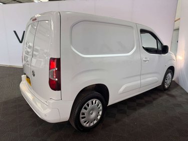 Vauxhall Combo 1.5 Combo 2300 Professional Turbo D S/S 4