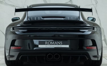 Porsche 911 GT3 (992) 8