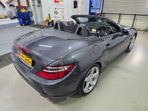 Mercedes-Benz SLK 3.5 SLK350 BlueEfficiency AMG Sport Edition 125 G-Tronic+ Euro 5 (s/s) 2dr 12