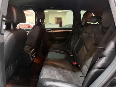 Porsche Cayenne 4.8 GTS SUV 5dr Petrol Tiptronic S AWD (332 g/km, 405 bhp) 29