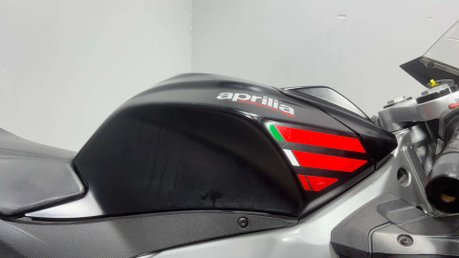Aprilia RS RS4 2020 ONLY 6K SPORTS BIKE 125CC NEW MOT 1 OWNER LEARNER 15BHP 37