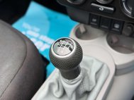 Volkswagen Beetle 1.6 Cabriolet 2dr Petrol Manual Euro 4 (102 ps) 14