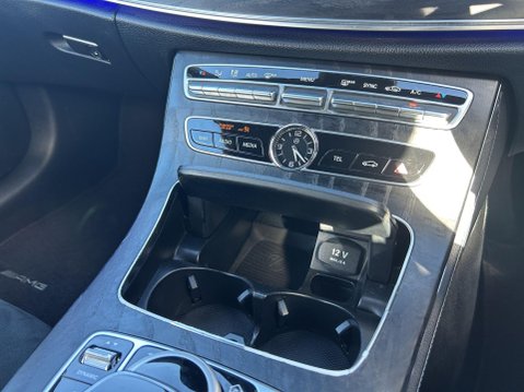 Mercedes-Benz E Class 2.0 E220d AMG Line (Premium) Cabriolet 2dr Diesel G-Tronic+ Euro 6 (s/s) (1 39