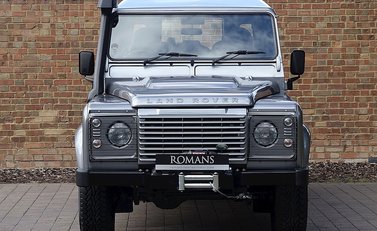 Land Rover 110 XS 24