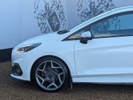 Ford Fiesta ST-3 5