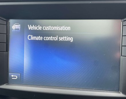 Toyota Avensis 1.8 Avensis Excel Valvematic CVT 5dr 37