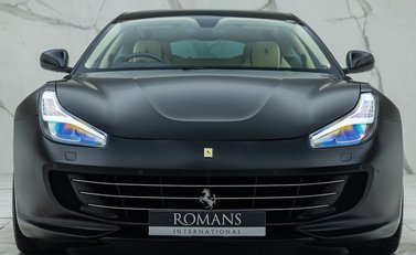 Ferrari GTC4 Lusso T 7