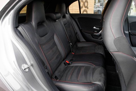 Mercedes-Benz A Class A 200 AMG LINE EXECUTIVE 37