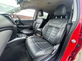 Mitsubishi L200 2.4 L200 Barbarian DI-D Auto 4WD 47
