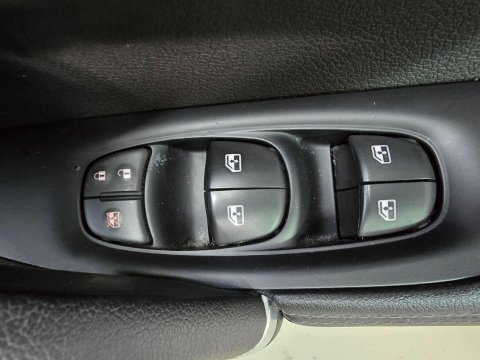 Nissan Qashqai 1.5 dCi Tekna Euro 6 (s/s) 5dr 43