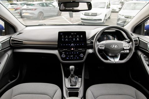 Hyundai IONIQ FIRST EDITION MHEV 3