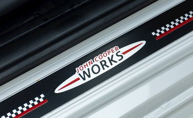 Mini Hatch John Cooper Works Challenge 20