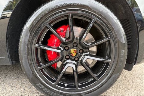 Porsche Macan TURBO PDK - TWO OWNERS -LANE ASSIST -20 INCH ALLOYS -APPLE CAR PLAY 62