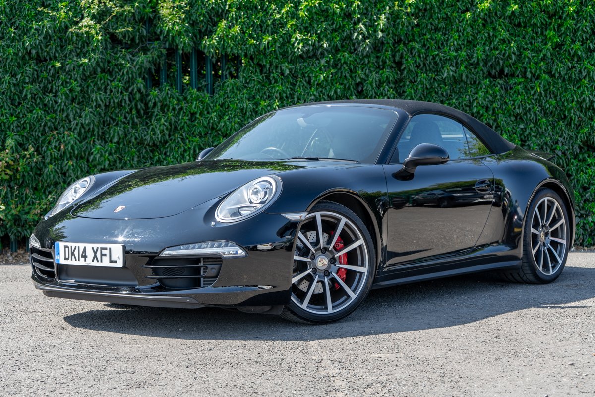 Porsche 911 Carrera 4S Convertible