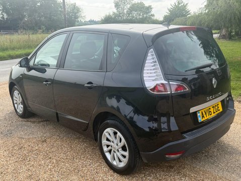 Renault Scenic 1.5 dCi Limited Nav MPV 5dr Diesel Manual Euro 6 (s/s) (110 ps) TWIN SUNROO 33
